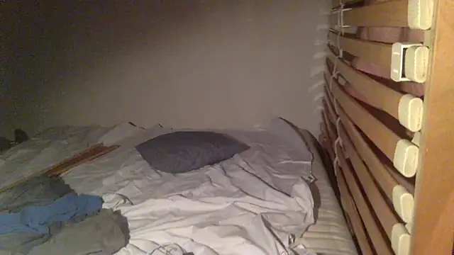 TweakyDude online show from October 31, 5:38 pm