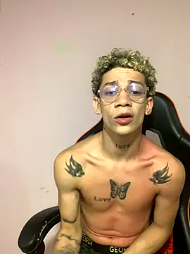 mateodeamjo online show from November 9, 9:24 am