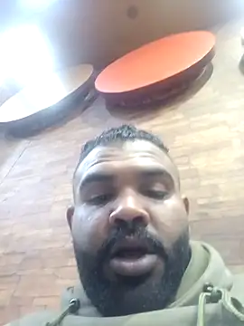 ListedLoin online show from January 10, 7:43 pm