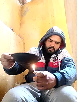 ListedLoin online show from February 9, 9:26 am