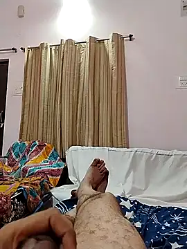 roadtucker123 online show from February 14, 4:31 pm