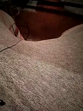 A man in public online show from January 13, 7:29 pm