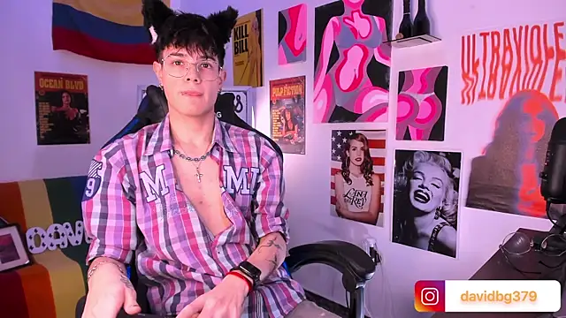 cinnamon boyxxx online show from February 6, 1:49 am