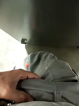 Din0071 online show from December 7, 3:41 pm