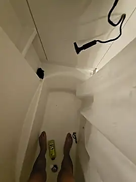 LongDongDaddy302 online show from December 5, 9:17 am