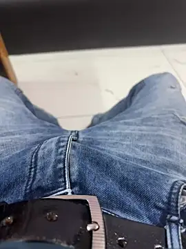 Snapshot of UrPlayboyyyyy chatting on January 3, 2:19 pm UrPlayboyyyyy online show from January 3, 2:19 pm