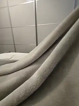 Hardmard online show from March 30, 1:23 pm