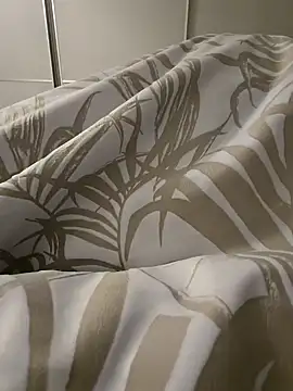 Hardmard online show from December 20, 6:35 pm