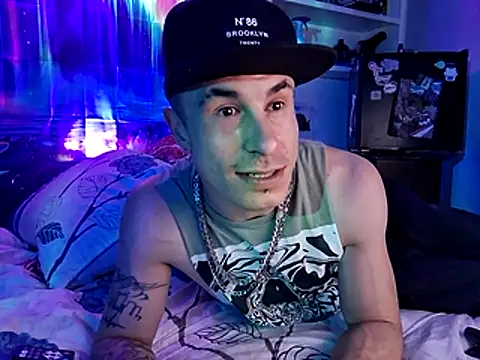 --D-a-D-D-y- online show from April 10, 9:16 am