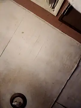 brownfeet online show from October 26, 6:37 am