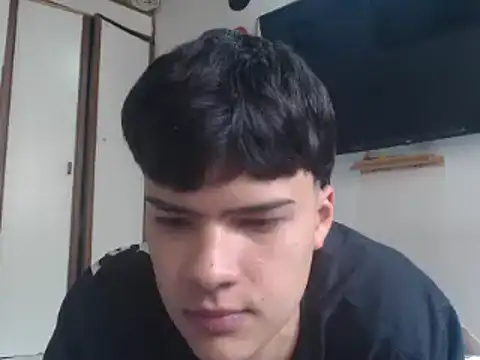 masterdaniel88 online show from March 4, 1:38 pm