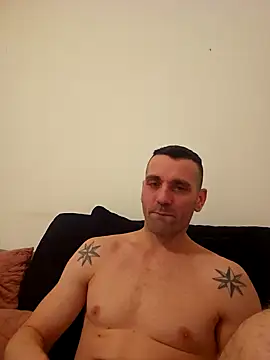 Snapshot of Aian09 chatting on January 25, 8:21 pm Aian09 online show from January 25, 8:21 pm