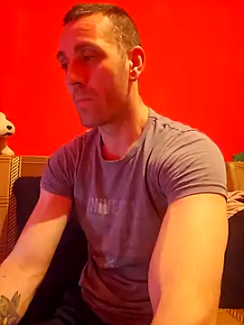 Snapshot of Aian09 chatting on January 6, 2:47 pm Aian09 online show from January 6, 2:47 pm