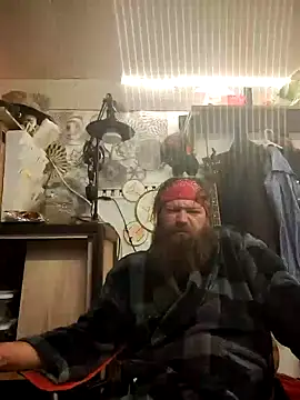 YourFavoriteDaddy-2-4-69 online show from April 7, 6:13 am