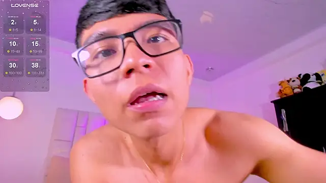 CodyTwink online show from April 1, 6:27 pm