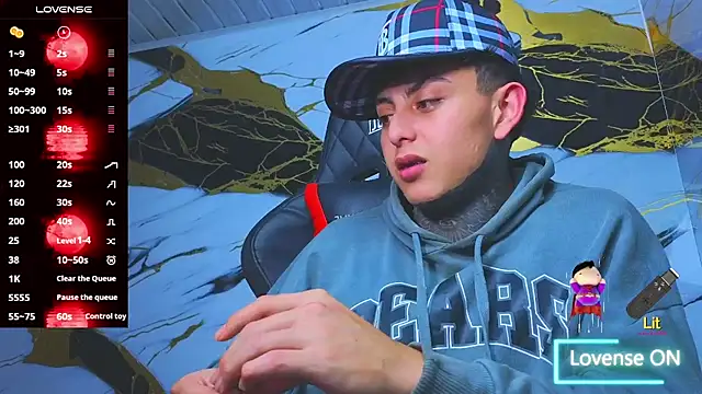 Kevin22 222 online show from October 31, 8:29 am