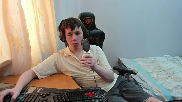 iliaskrislove online show from March 12, 10:12 am