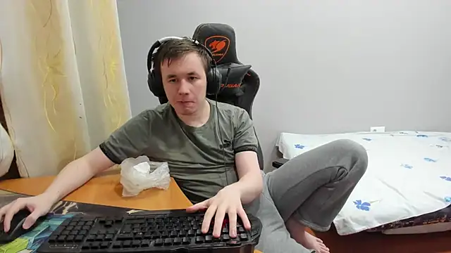 iliaskrislove online show from January 6, 5:28 pm