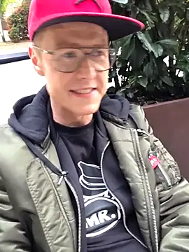 Fuc71 online show from September 22, 4:39 pm