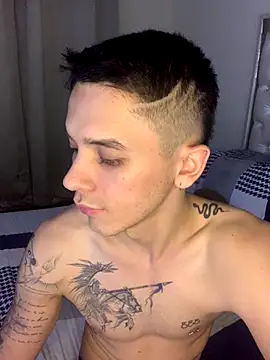 andeerr  online show from September 27, 5:16 am