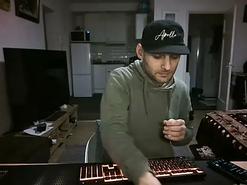 mihaimichael online show from March 26, 11:20 pm