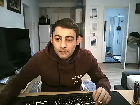 mihaimichael online show from April 15, 5:46 pm