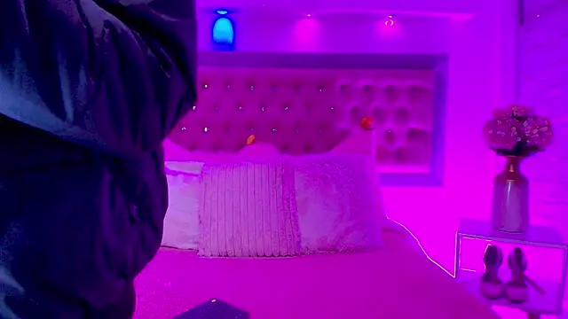 Tayzon Foxxx online show from February 24, 12:50 pm