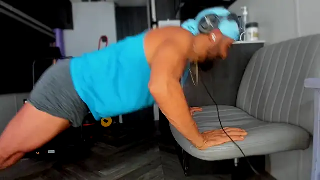 DirtyDrizzy online show from February 18, 3:48 am