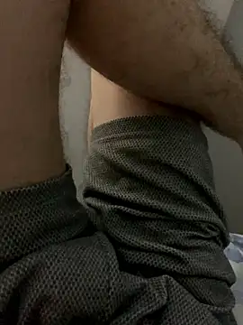 Erenn34 online show from January 13, 10:36 pm