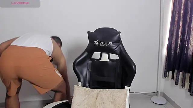 Iamdylan777 online show from February 10, 12:43 pm