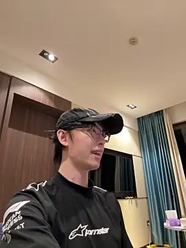 1a1a1alll online show from April 8, 2:15 pm