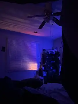 thatdude9 9 9 online show from April 16, 8:47 am