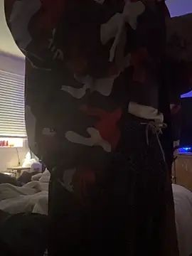 thatdude9 9 9 online show from April 11, 4:32 pm