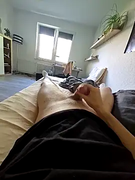 Lion132233 online show from April 15, 4:29 pm