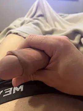 Lb20gostoso online show from October 10, 4:50 am