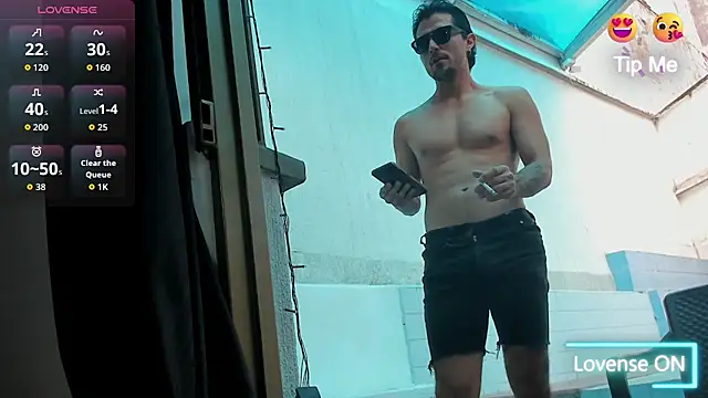 Adam MillanFF online show from March 26, 9:19 pm