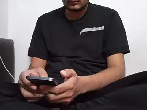 nude student online show from December 18, 9:36 am