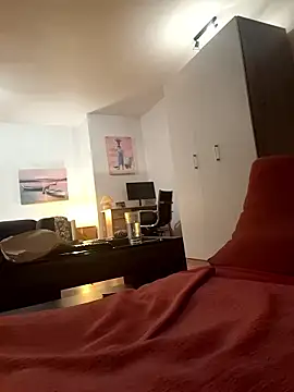 Milkasahne64 online show from January 14, 5:06 pm