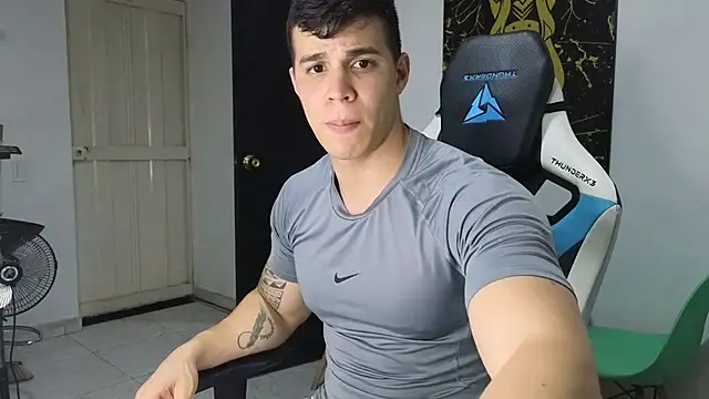 Ethanstill1 online show from March 11, 2:43 am