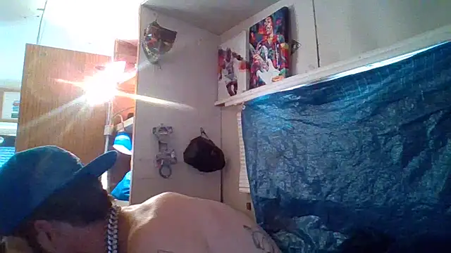 Snapshot of terry2big4u24 chatting on March 6, 10:58 pm terry2big4u24 online show from March 6, 10:58 pm