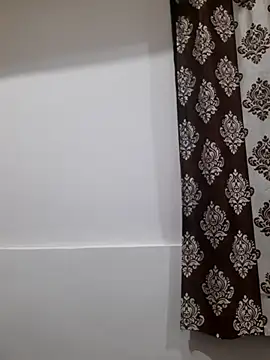 Guyinshortss online show from October 5, 7:51 pm