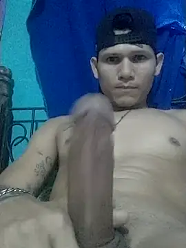 Elmerjoze009 online show from January 31, 7:45 pm