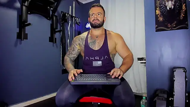 Snapshot of Johnnygrayson1 chatting on January 10, 10:57 pm Johnnygrayson1 online show from January 10, 10:57 pm