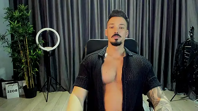 HaydenSpearss online show from March 15, 8:00 am