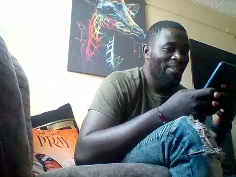 ClinDi online show from March 6, 11:40 am