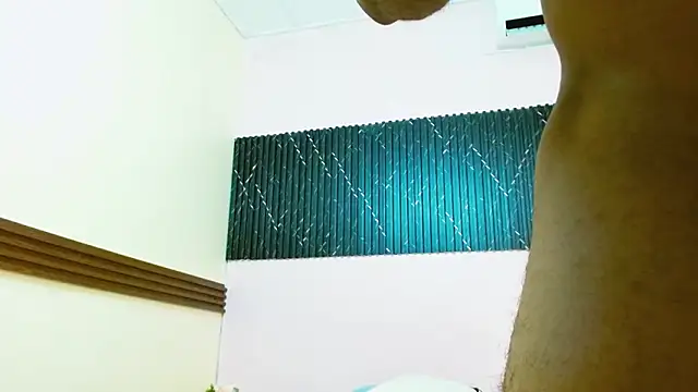 Thiago Summers online show from April 13, 2:07 pm