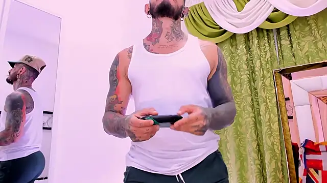 dilan scootk  online show from November 25, 7:38 pm