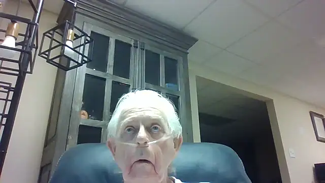 bootlegmanz online show from April 18, 7:29 pm