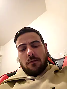 Hackcell44 online show from April 19, 9:39 pm