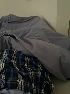 naughtytuga0 online show from November 19, 3:56 pm